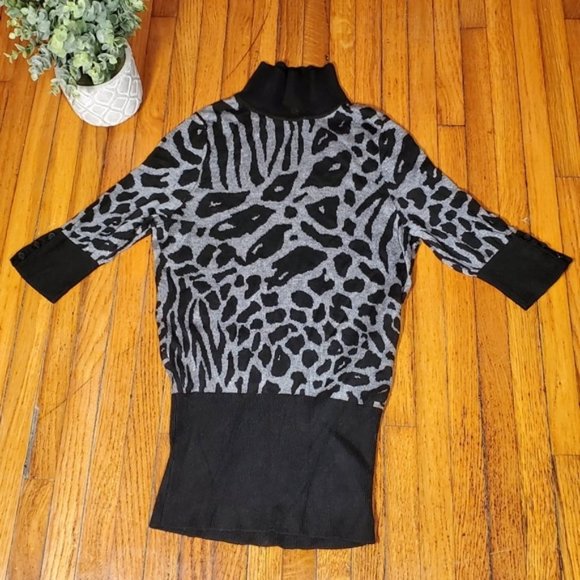 Express Mock Neck Sweater Cheetah Animal Print Gray Black Work Preppy Casual S - Picture 2 of 6